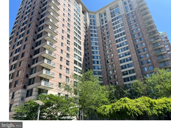 851 N Glebe Rd APT 321, Arlington, VA 22203