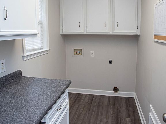 5th image of 620 McRae Rd