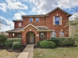 102 High Meadow Rd, Red Oak, TX 75154