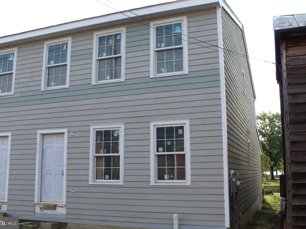 39 W 3rd St, New Castle, DE 19720