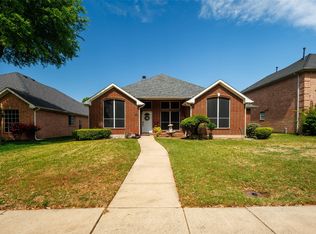 1403 Dutchman Creek Dr, Desoto, TX 75115