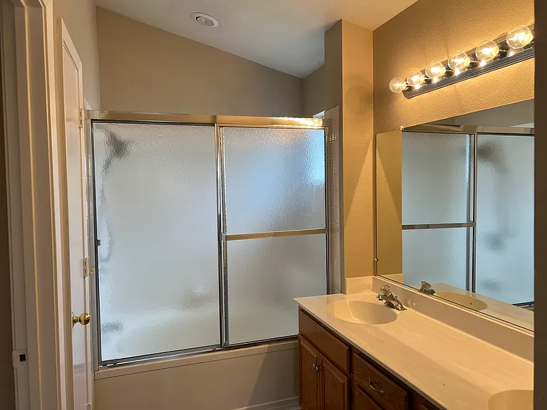 5536 Santa Rosa Ct — Photo 11