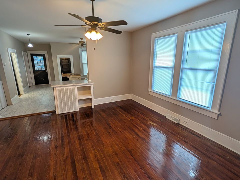 1st image of 109 Ebaugh Ave