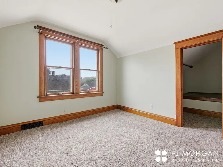 2222 S 6th St — Photo 17