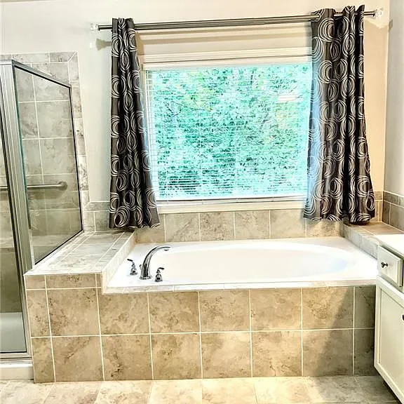 3366 Kenyon Creek Dr — Photo 30