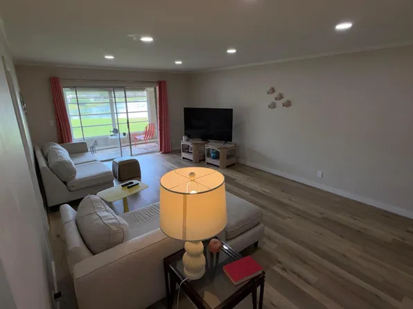 148 Lake Constance Drive #148, West Palm Beach, FL 33411