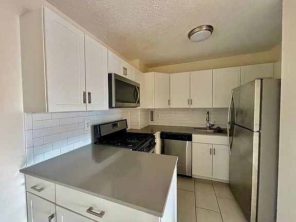 4th image of 42 E Sidney Ave #4P