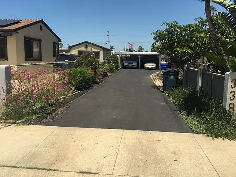 336-338 Daisy Ave — Photo 3