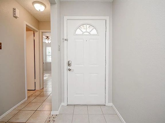 4th image of 9226 Goodmeadow Dr
