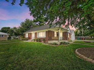 111 E Lewis Ave, Sabina, OH 45169