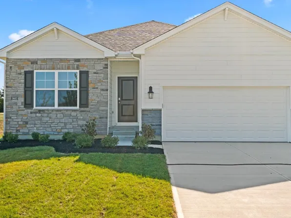 3682 Heritage Farm Ln, Amelia, OH 45102