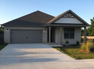 6200 Sonoma Ln, Pensacola, FL 32526
