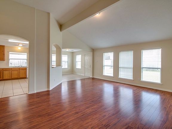 4th image of 20027 Goldlake Dr