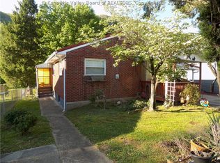 229 Morris Ave, Pratt, WV 25162