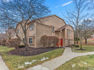 27360 Evergreen Rd, Southfield, MI 48076