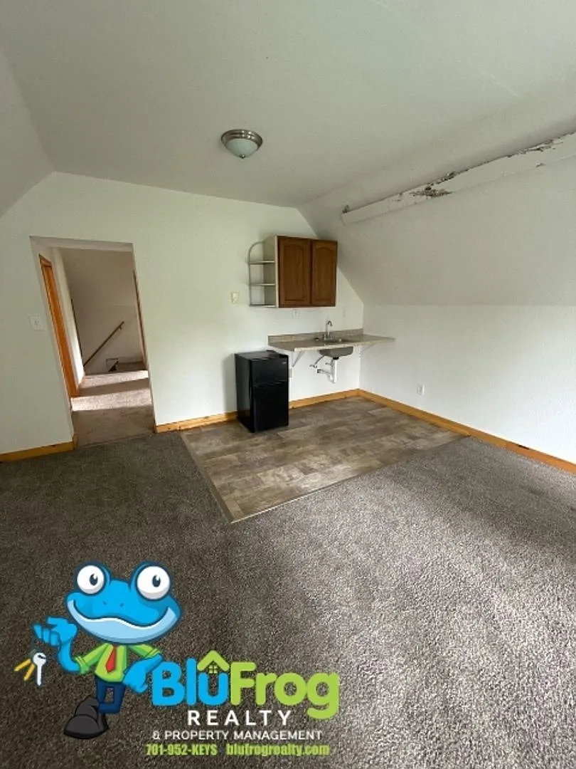 Kuntz - 209 Main St — Photo 2