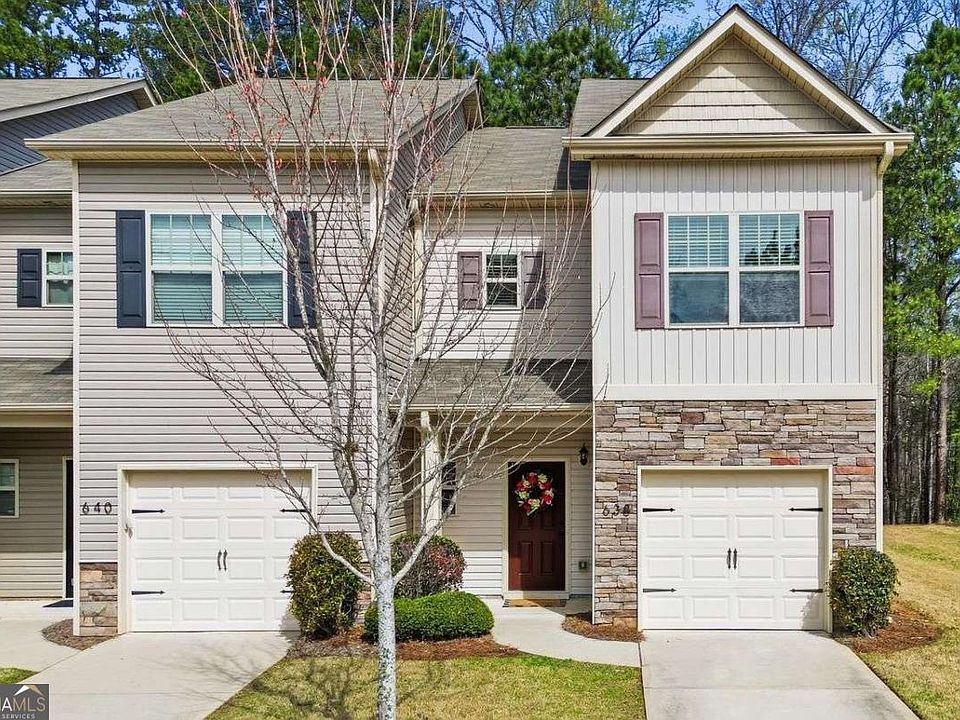 1st image of 638 Oakside Pl