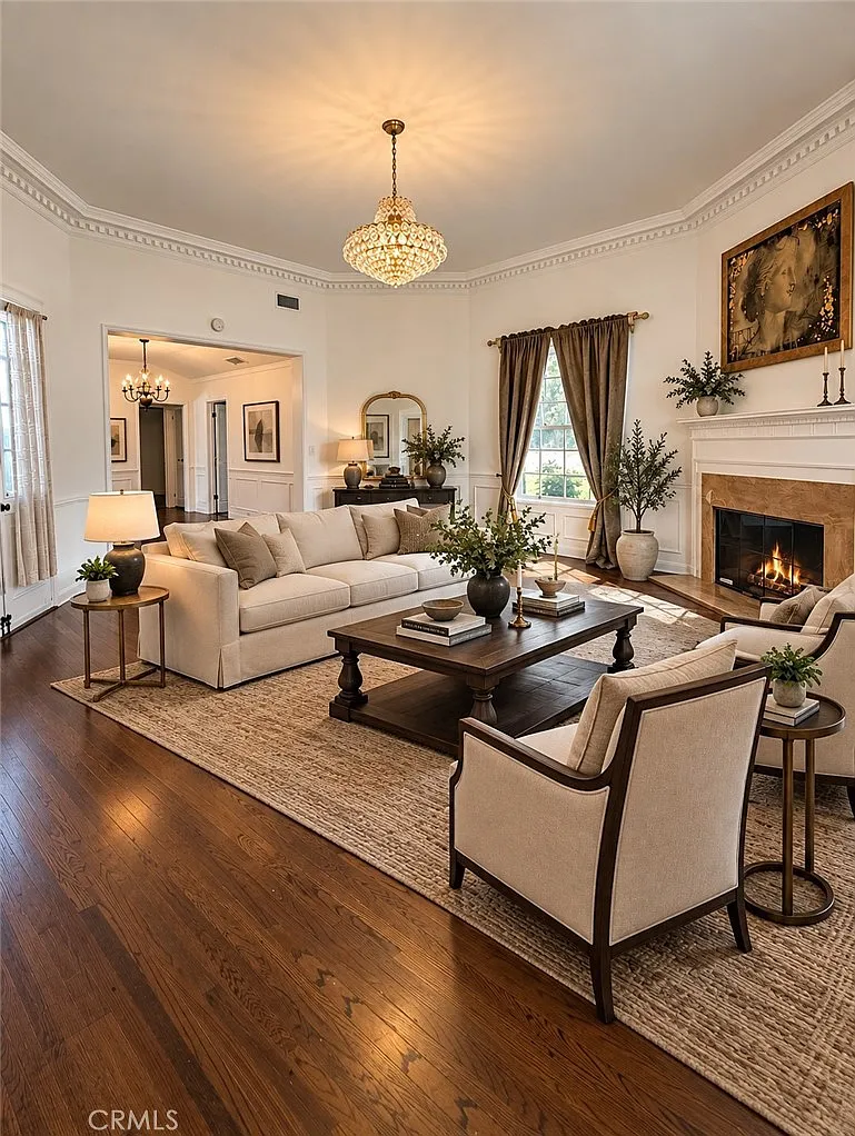 5 bed, 2500 sqft, $7,500 — Photo 2