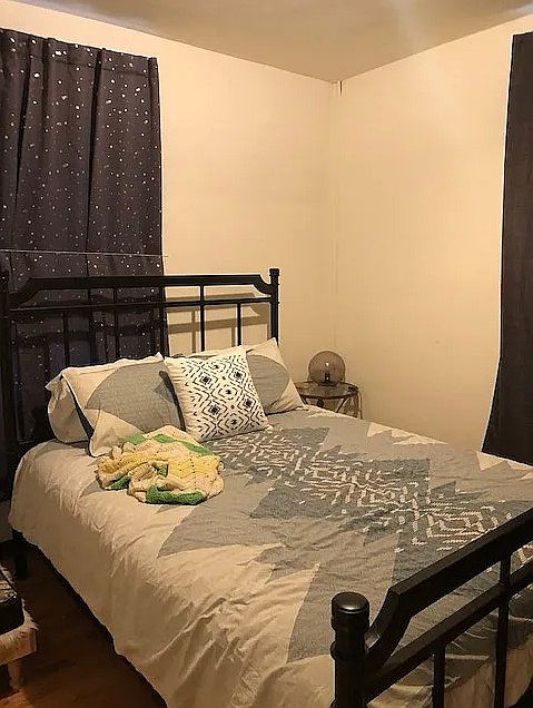 2nd image of 732 Melon Pl #B