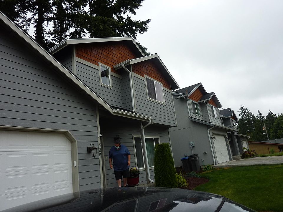 1st image of 809 SE Kinsley Ln