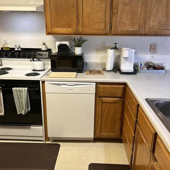 563 Primrose Dr — Photo 78