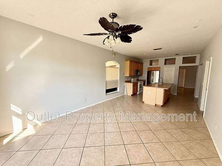 112 Peregrine Ct — Photo 14