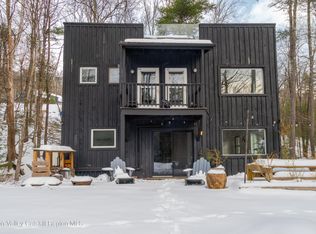 15 Lake View Drive, Lake Hill, NY 12448