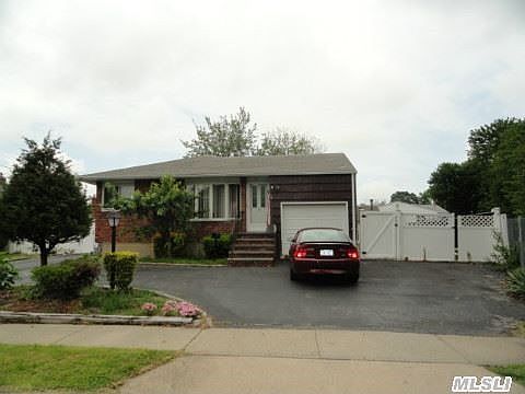 1st image of 35 Walnut Ave