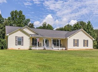 1431 W L Williams Rd, Commerce, GA 30530