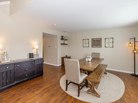 3rd image of 11542 High Timber Dr