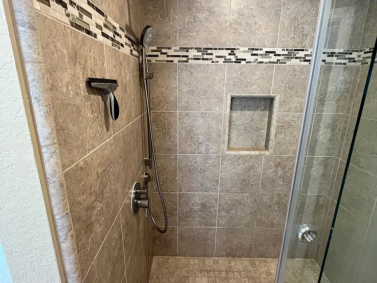 13210 Tamarisk Rd — Photo 38
