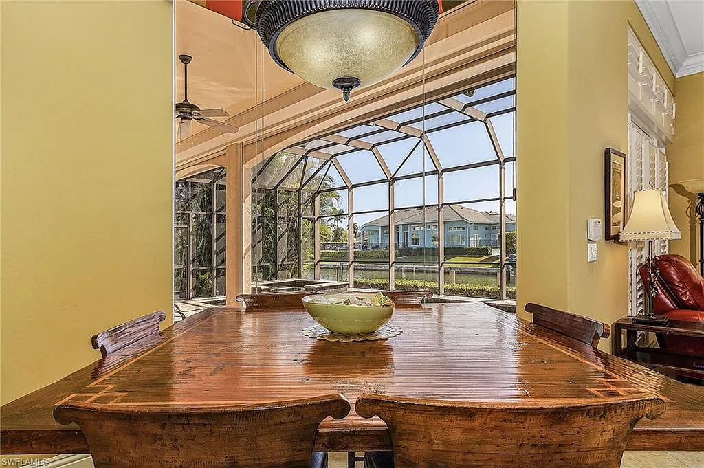 4 bed, 3.5 bath, 3383 sqft, $22,000 — Photo 2