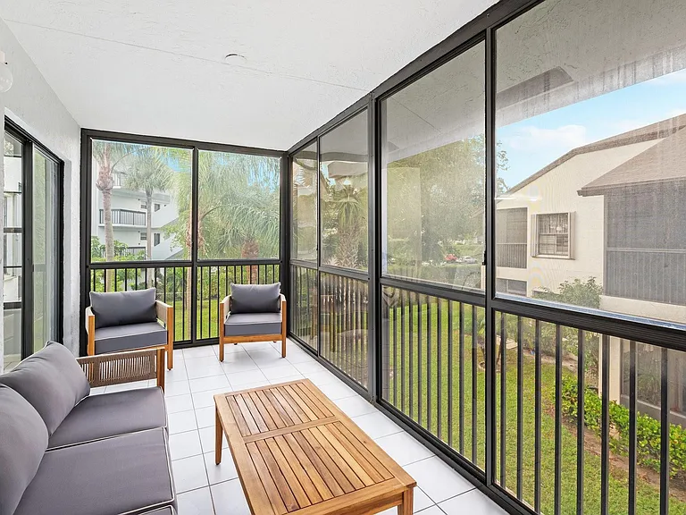 3258 Jog Park Dr — Photo 8
