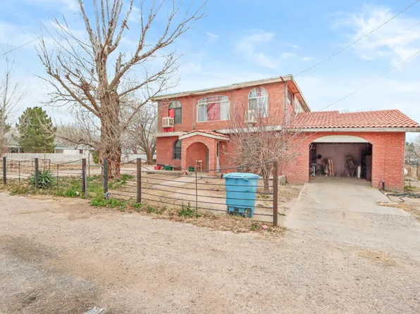 624 De Vargas Dr, Fabens, TX 79838