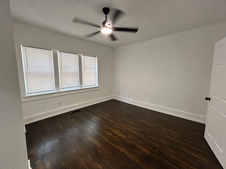 1316 NW 9th St #1/2 — Photo 18