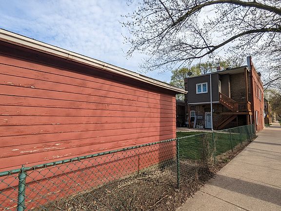5th image of 3756 W Windsor Ave
