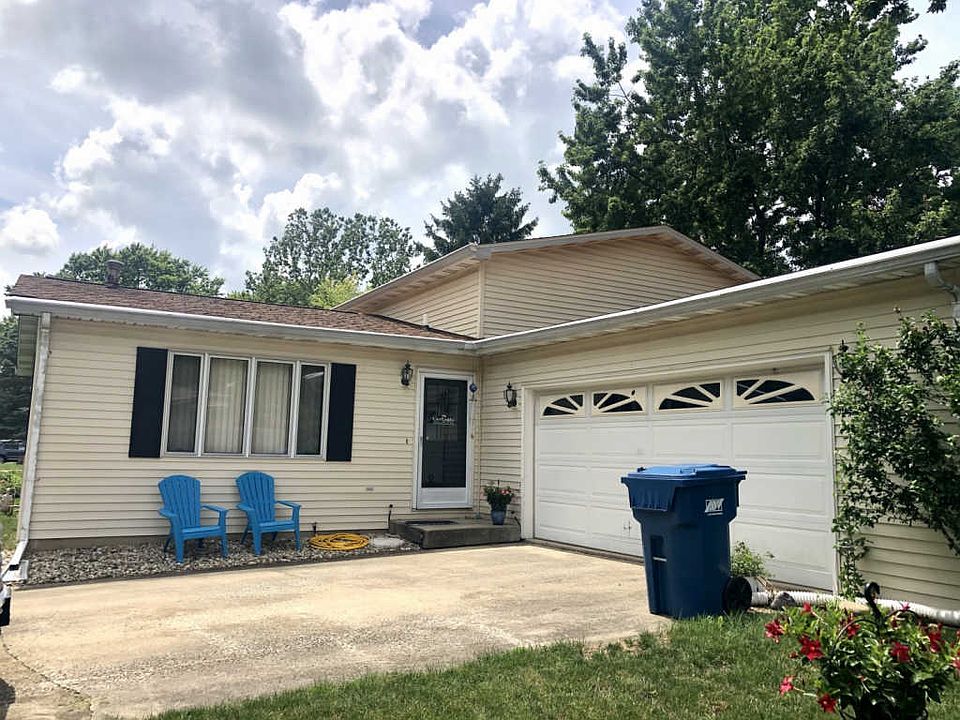 2nd image of 2504 Brett Dr