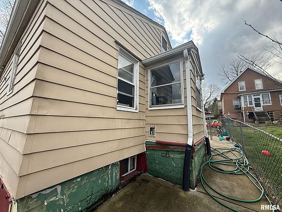 2nd image of 5914 S Jefferson St