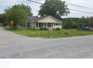 5114 Groovers Landing Rd, Acworth, GA 30101