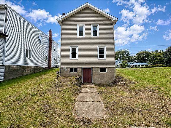 5th image of 4000 W Walworth Rd