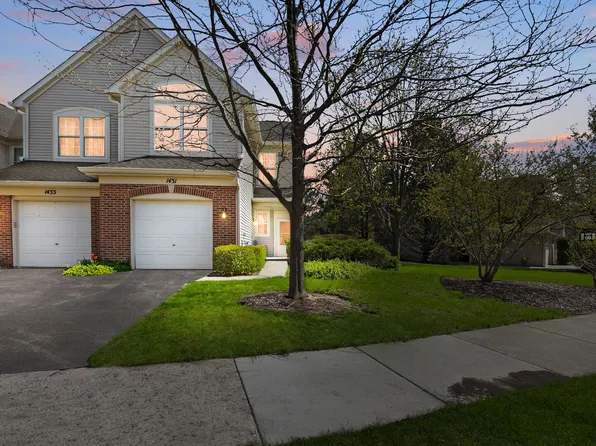 1431 Doolittle Ln, Grayslake, IL 60030