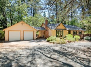 11040 Quail Dr, Pine Grove, CA 95665