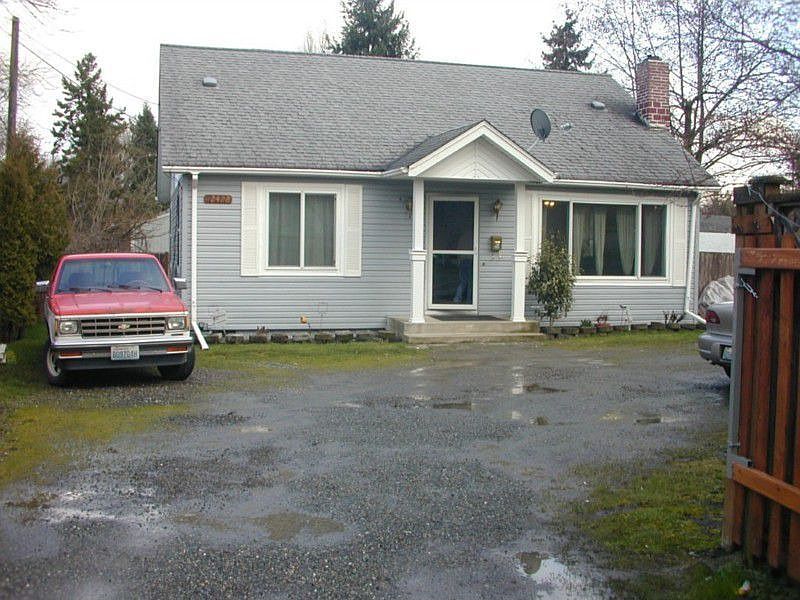 1st image of 12422 Roseberg Ave S