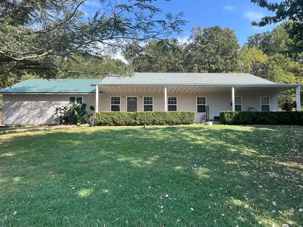 1092 Blackjack School Road, Marionville, MO 65705