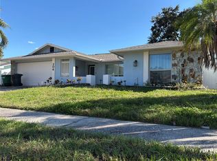 206 HILLCREST DRIVE, SAFETY HARBOR, FL 34695