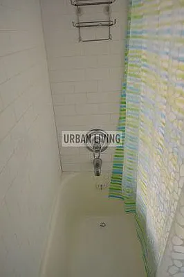 Rented by Urban Living | media 25