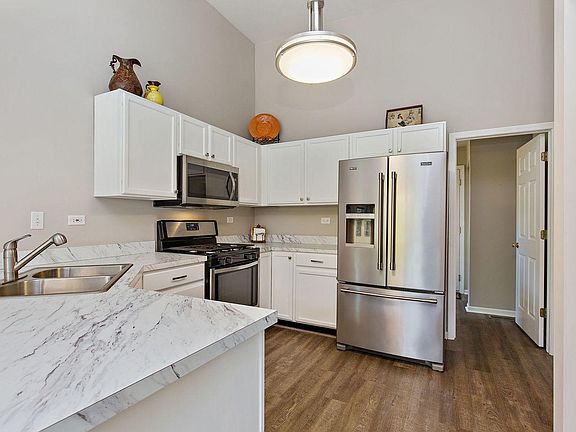 5th image of 6191 Edwards Ct