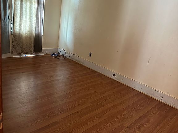 4th image of 13624 Justine St