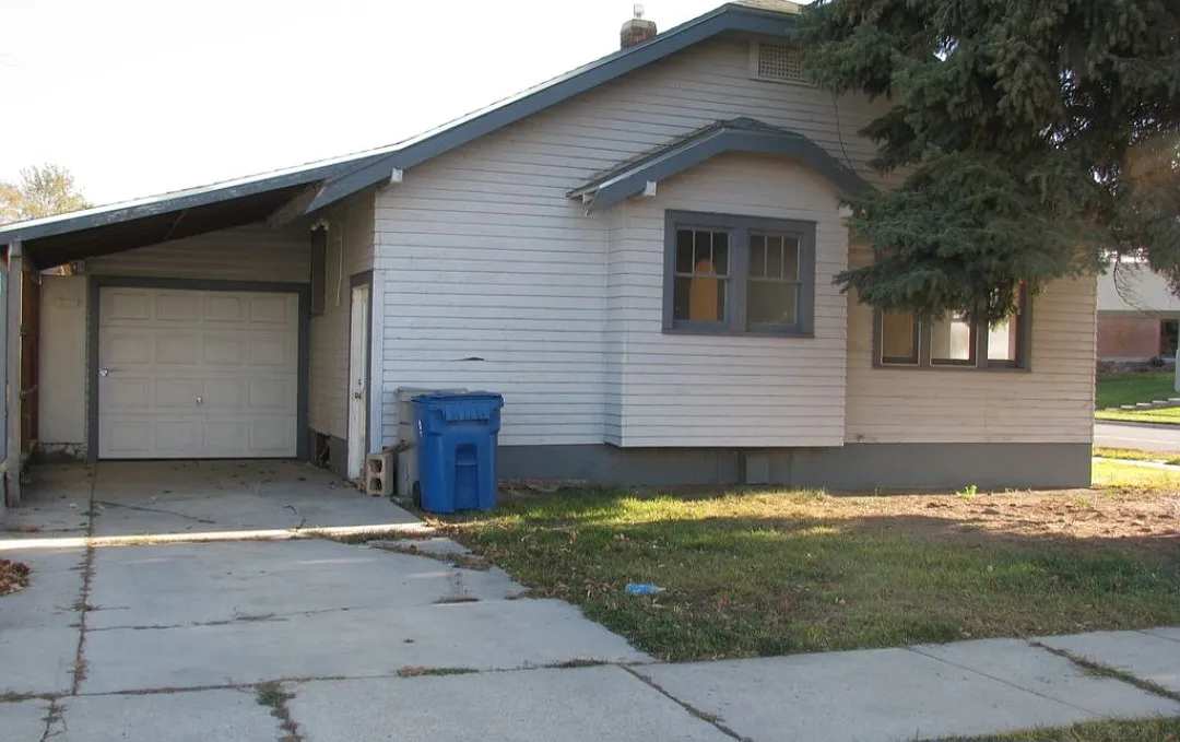 2 bed, 1380 sqft, $1,750 — Photo 2