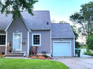 224 Byrnbrae St, Waterloo, IA 50701